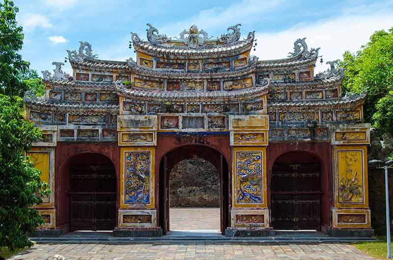 364 - Vietnam - Hue - Ciudadela Imperial - puerta The Mieu